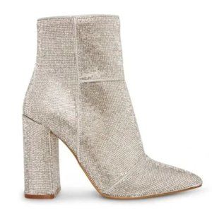 Steve Madden Noticed R Rhinestone Booties NWT Never Worn - Size 6.5